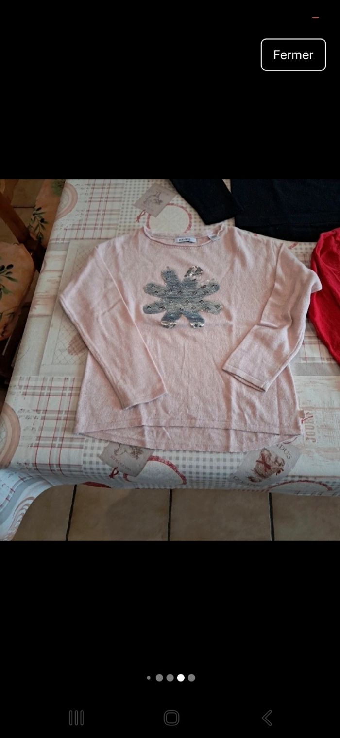 Lot de gilets et pulls fins 6ans neufs - photo numéro 5