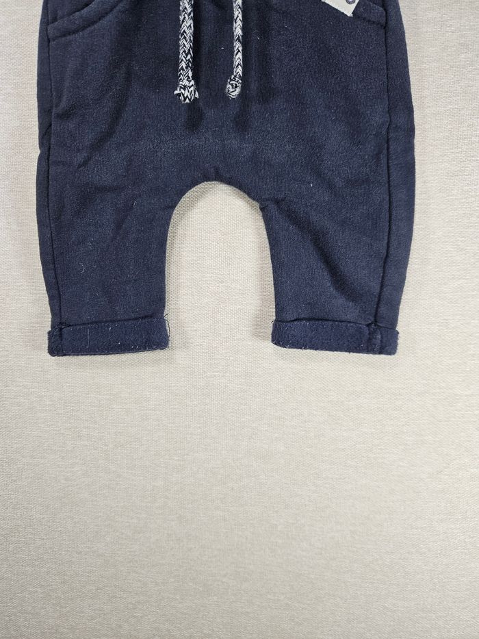 Jogging marine tape à l'œil 3mois - photo numéro 4