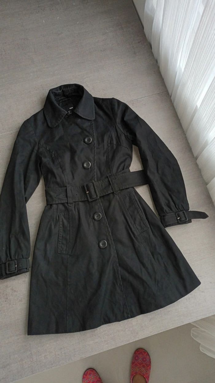 Magnifique trenche veste Taille 34 noir H&M
