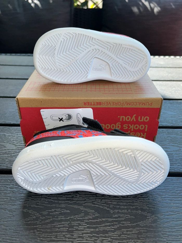 Baskets Sneakers Enfants Puma Neuves Taille 21 - photo numéro 9