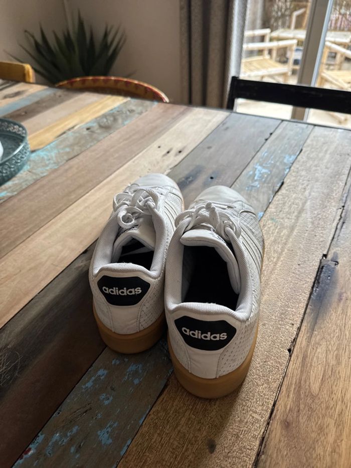 Adidas homme semelle homme 43 1/3 - photo numéro 2