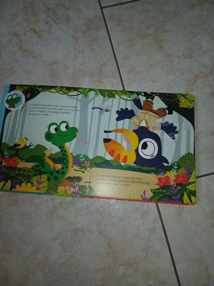 Livre Une histoire et au lit dans la jungle - photo numéro 3