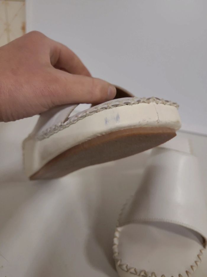 Sandales à semelle compensée taille 38 - photo numéro 5