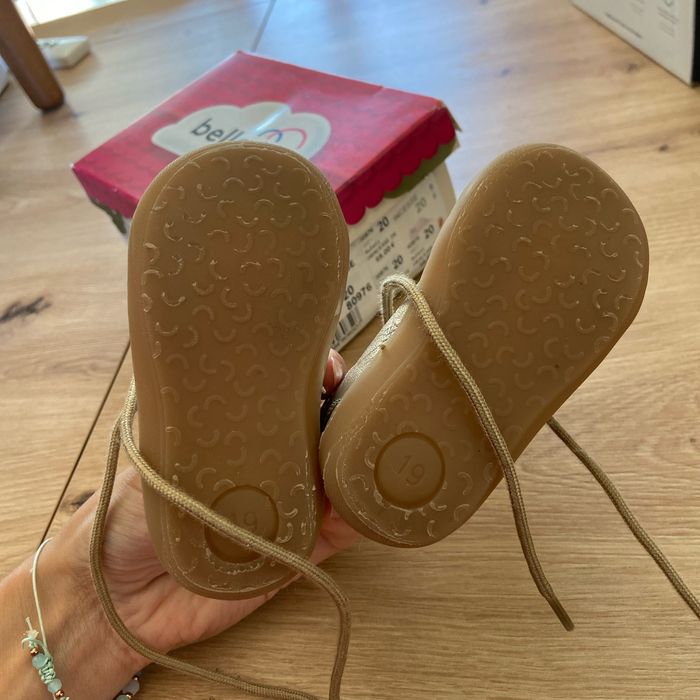 Chaussure premier pas - photo numéro 2