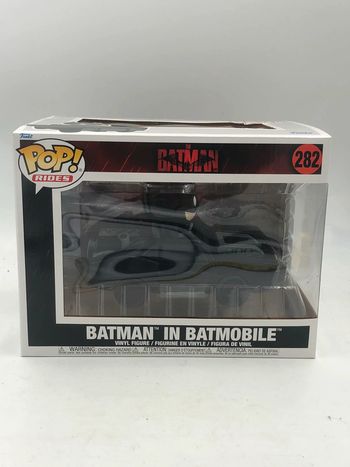 Figurine Funko Pop Batman in Batmobile N•282 neuf
