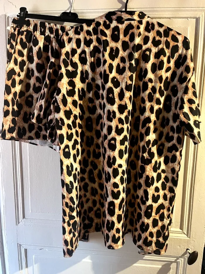 Ensemble veste short leopard taille XL - photo numéro 7