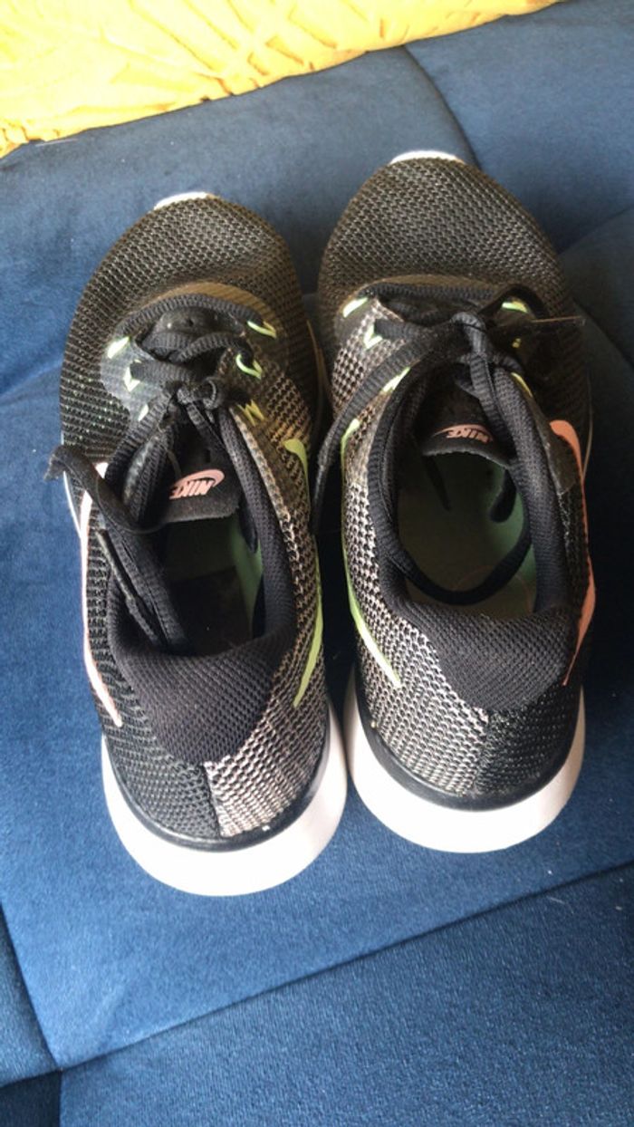 Nike baskets pointure 38 - photo numéro 3