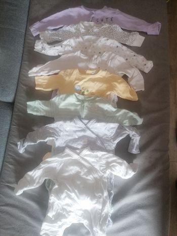 Lot de 8 pyjamas garçon taille 0 à 3 mois