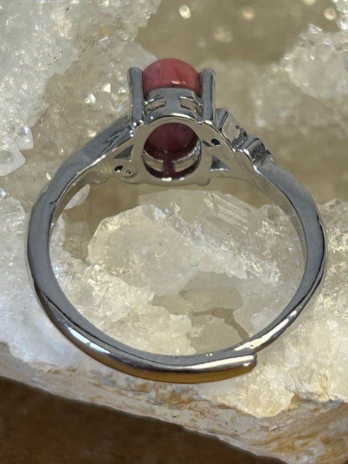 Bague réglable en laiton et en rhodonite – Amour & Guérison émotionnelle - photo numéro 8