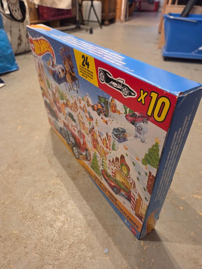 Calendrier Hot Wheels - photo numéro 3