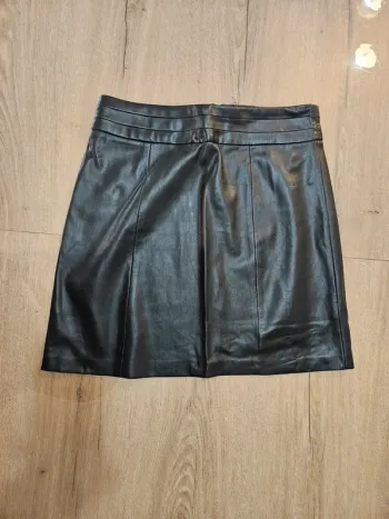 Jupe simili cuir 40