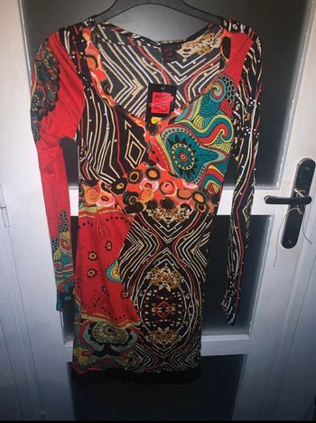Jolie robe taille m