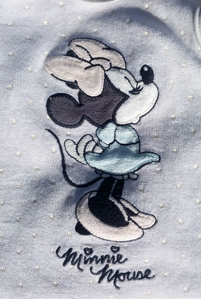 Belle salopette Minnie 🌸 Disney - photo numéro 2