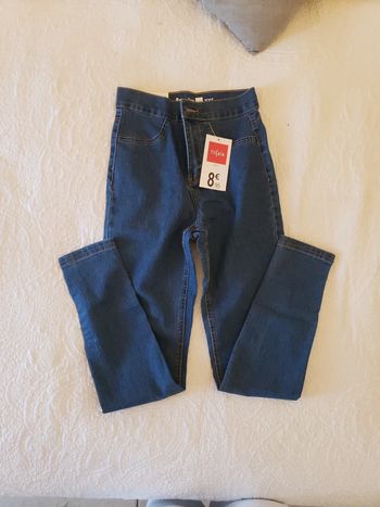Jean tregging, taille XXS, neuf, tissaia