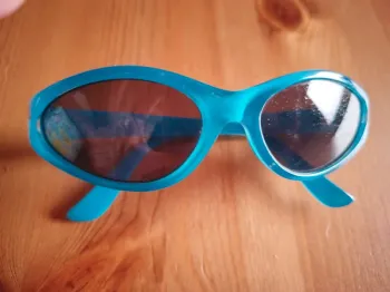 Lunettes de soleil bébé bleue