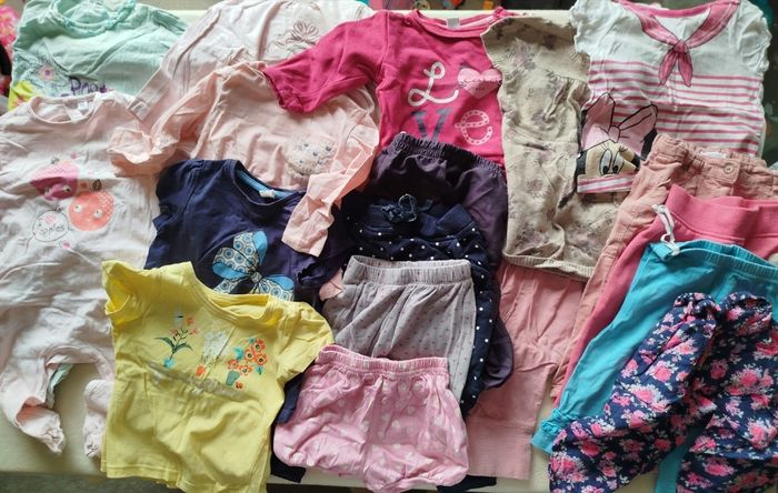 Grand lot vêtements fille 1 an