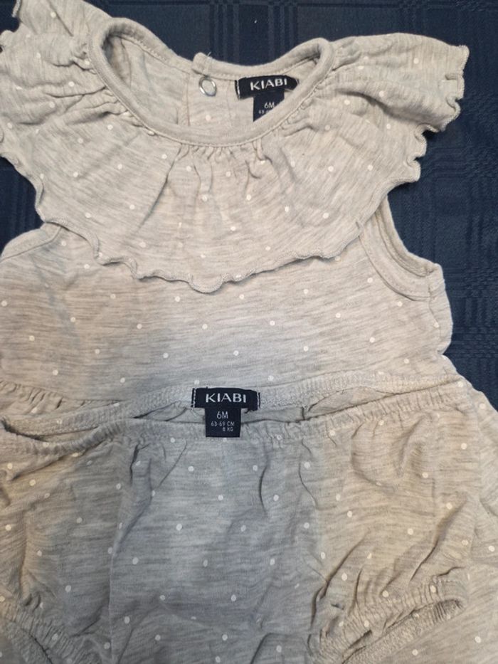 Robe et culotte - photo numéro 2
