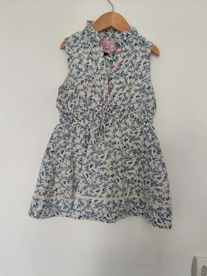 Robe fleurie 3 ans - photo numéro 2