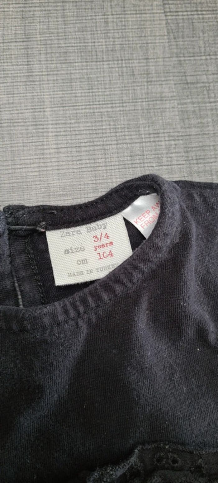 T-shirt Zara Baby 3-4 ans - photo numéro 2