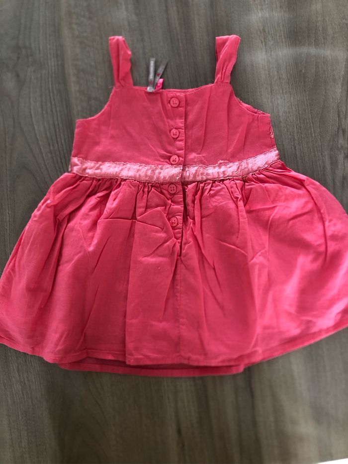 Robe 6 mois - photo numéro 2