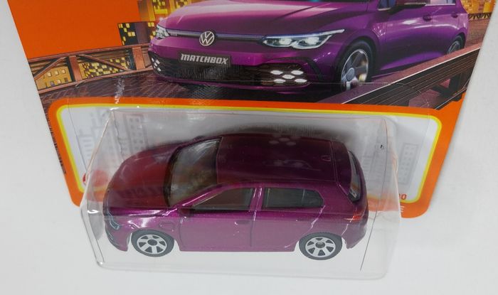 Matchbox 2021 Volkswagen Golf GTE Nouveau 2024 - photo numéro 6