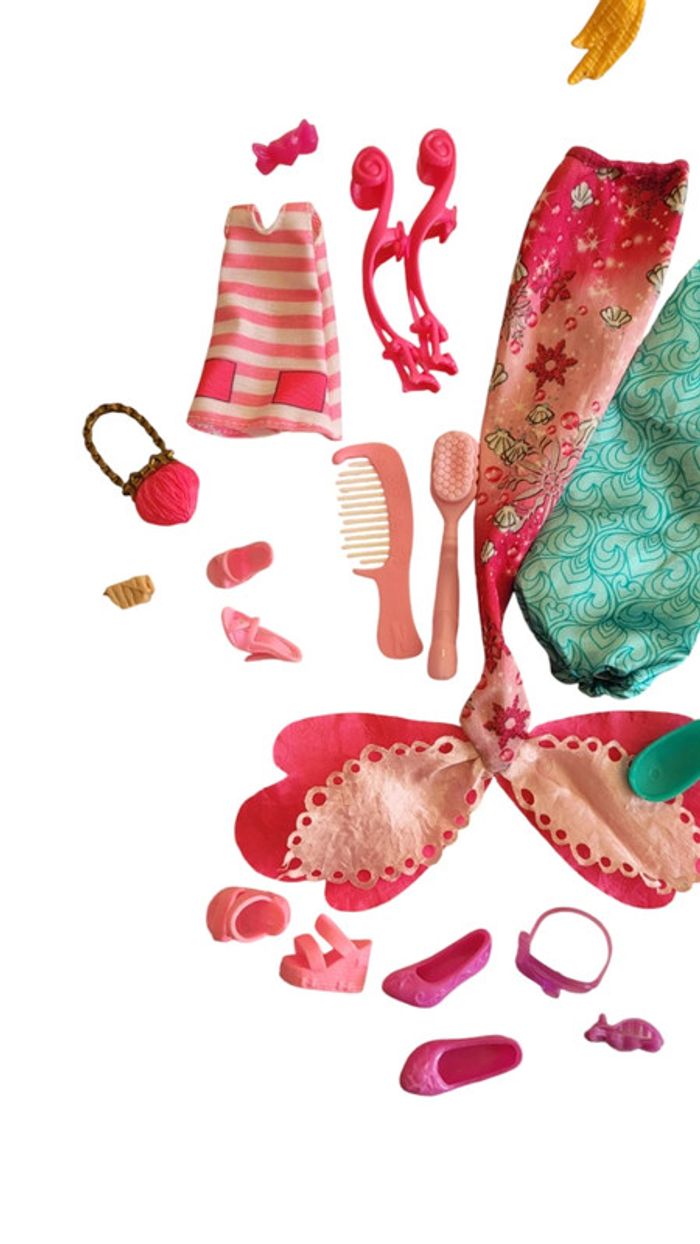 Lot d'accessoires et de tenues pour Barbie👗 - photo numéro 5