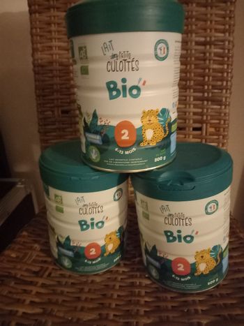 Boîtes lait 2e age formule epaissie