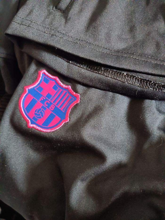 Survêtement Barcelone - photo numéro 2