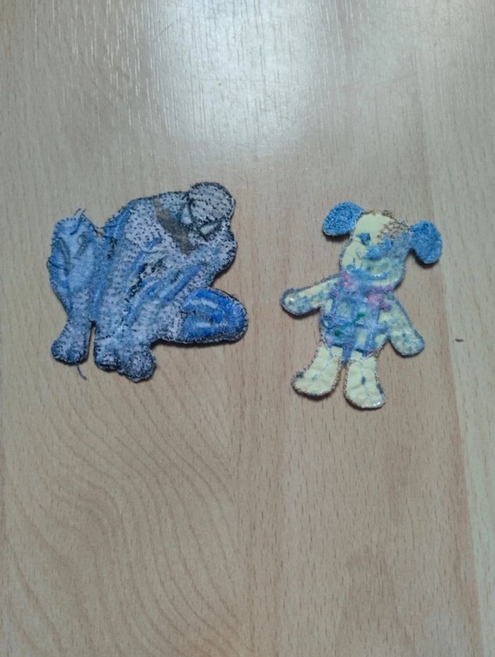 Deux patch , pantalon - photo numéro 2