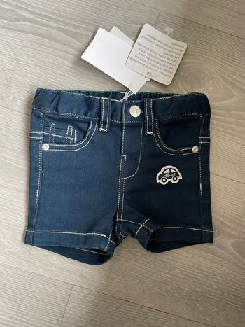 Short chicco taille 3 mois neuf