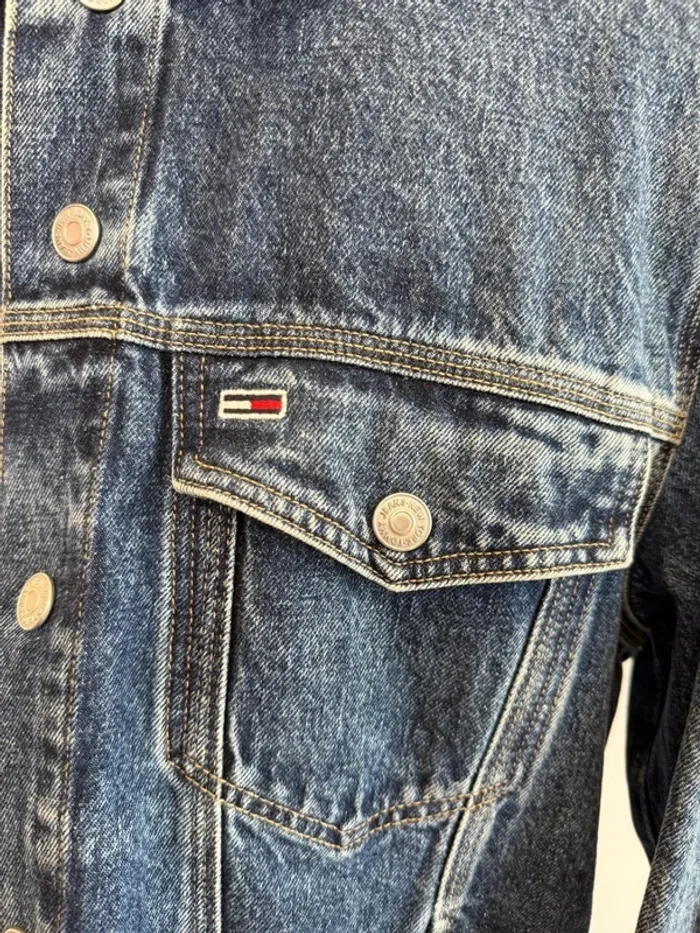Veste en jeans Tommy Jeans Oversize Utilitary Trucker neuve taille S - photo numéro 4