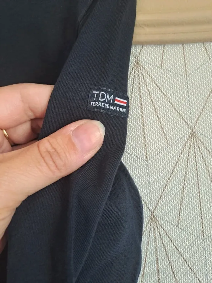 T-shirt garçon 6 ans terre de marins comme neuf - photo numéro 3