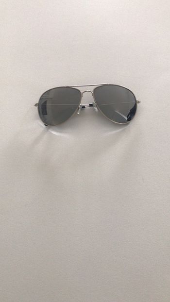 belle paire de lunette de soleil effet miroir