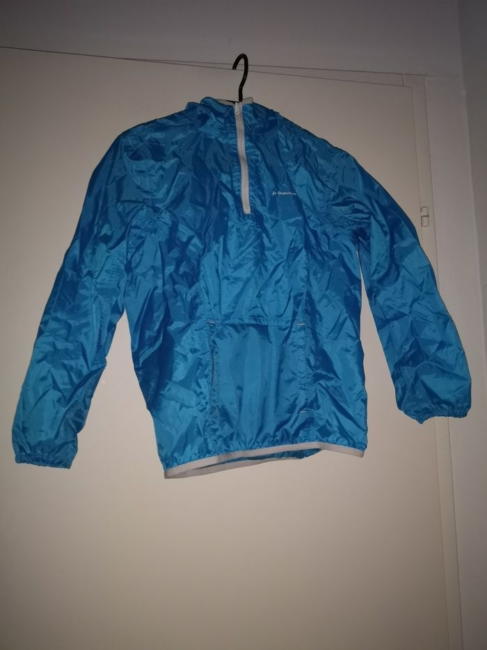 Imperméable quechua taille 8/10 ans