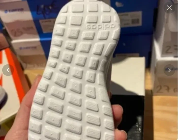 baskets-adidas-25.5 - photo numéro 2