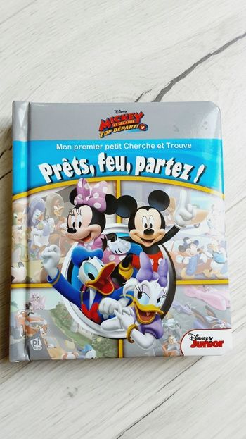 Livre Disney Junior  Prêts,  feu, partez ! Mickey et ses amis Mon premier petit Cherche et trouve