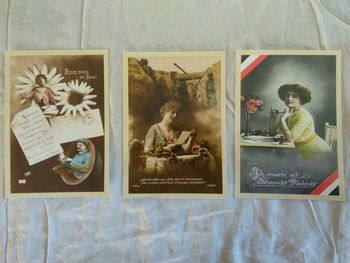 3 cartes postales avec timbre Collection La Poste Hommage aux combattants