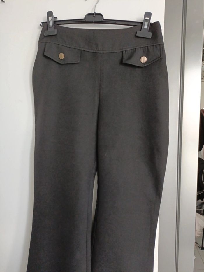 Pantalon noir Taille Haute large fluide avec fente  Gemo – Taille 36 – Très bon état - photo numéro 3