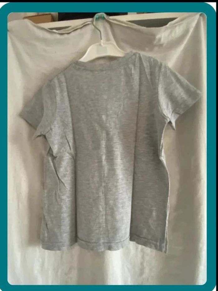 Tee-shirt - photo numéro 2