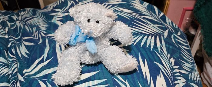 Peluche petit nounours bleu