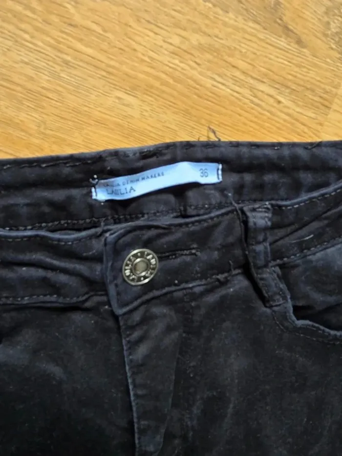 Jean skinny noir - photo numéro 2
