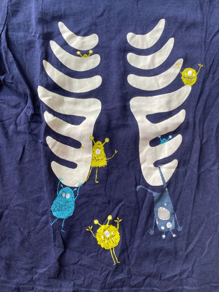 Tee shirt squelette- monstre 4/6 ans - photo numéro 2