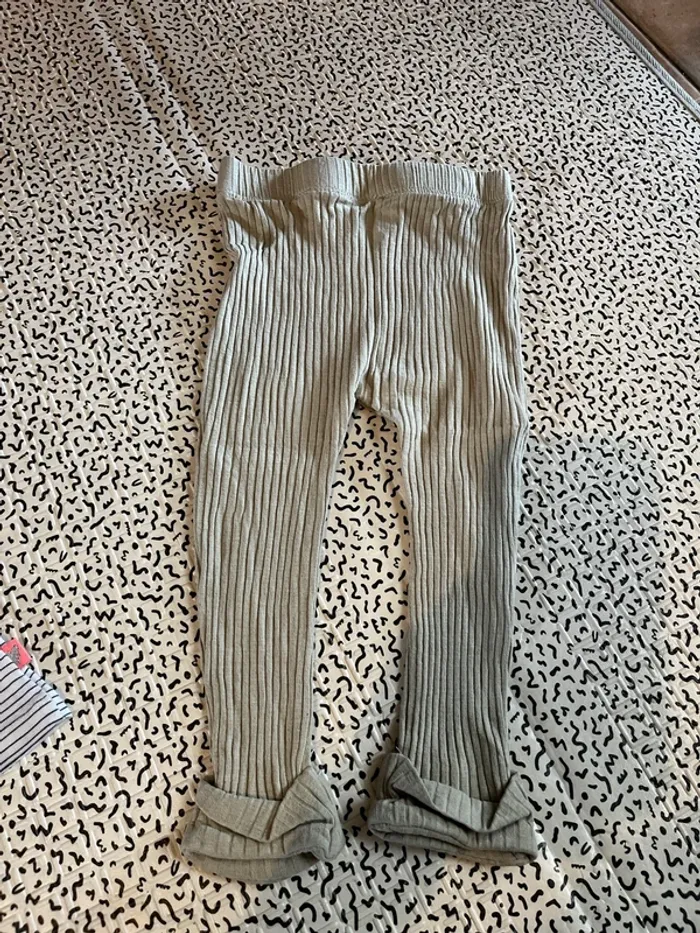 Legging Kiabi taille 24 mois - photo numéro 2