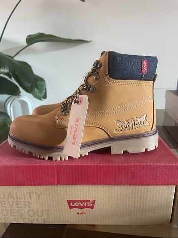 Bottines Levi’s neuves T36