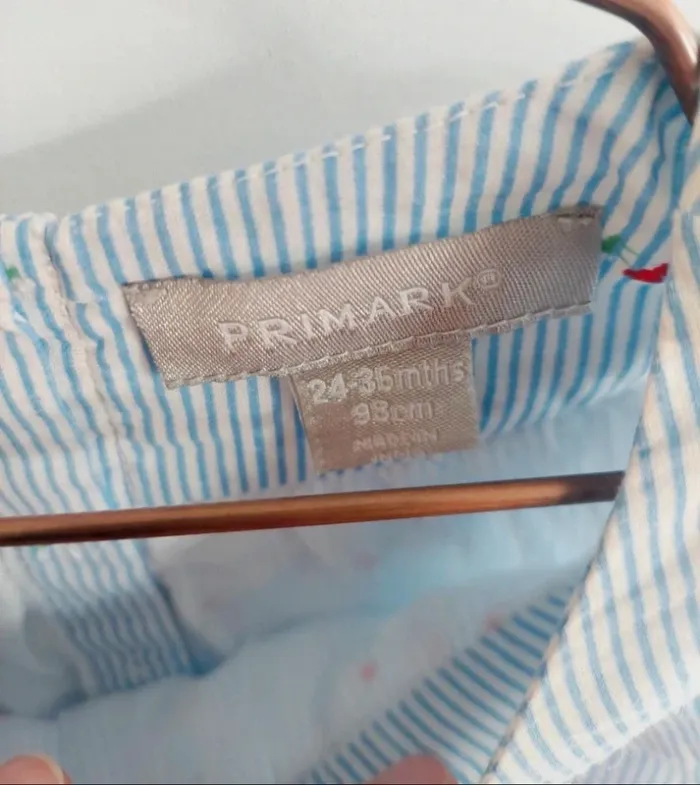 Blouse neuve sans manche Primark (36 mois) - photo numéro 3