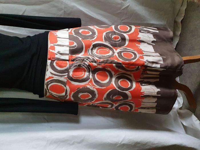 Jupe en soie multicolore orange marron Marque 123 Taille 40 - photo numéro 2