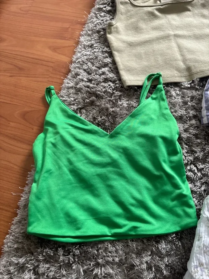 Lot de 4 Hauts XS - photo numéro 6