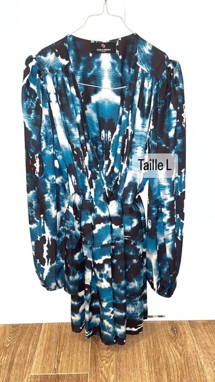 robe décolleté - photo numéro 2