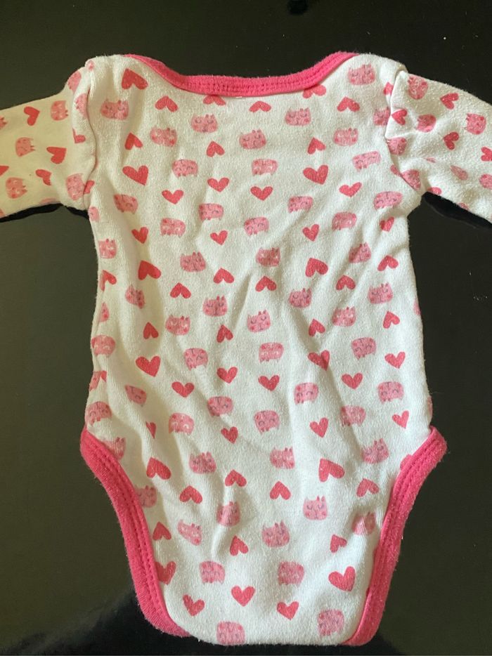 Bodies - photo numéro 2