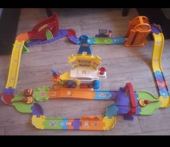 Circuit télécommandé tut tut bolide